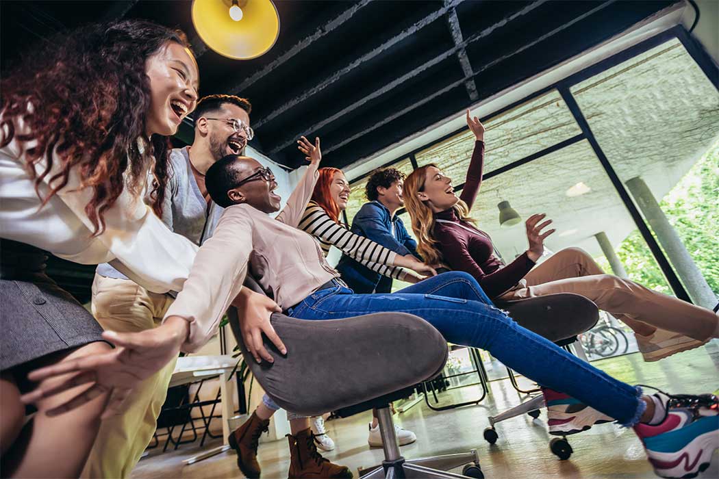 10 Team Building Activities for Small Groups